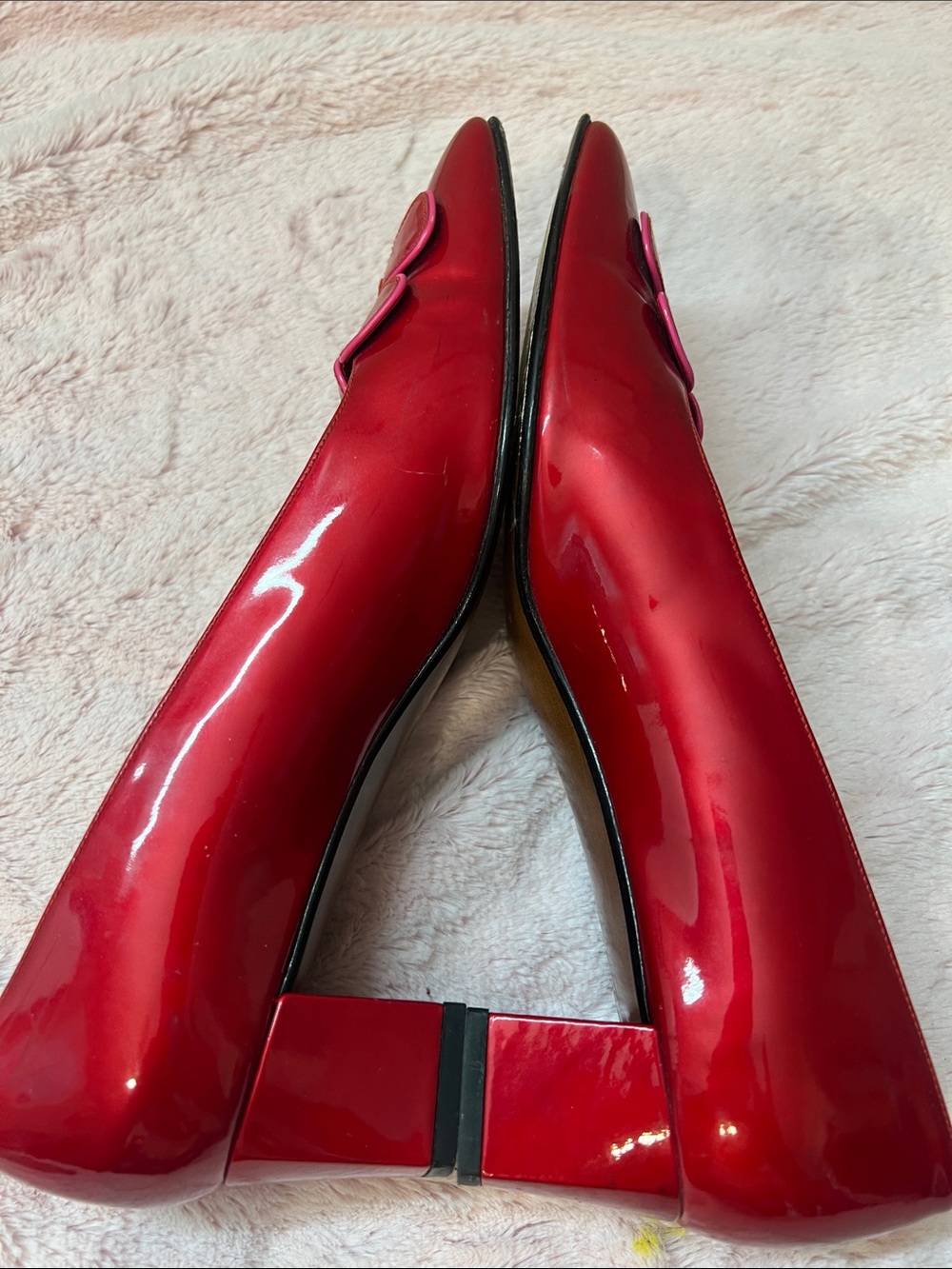 STUART WEITZMAN BAGONIA Red Flower patent leather slip on block Heels size 7.5 - Picture 10 of 10